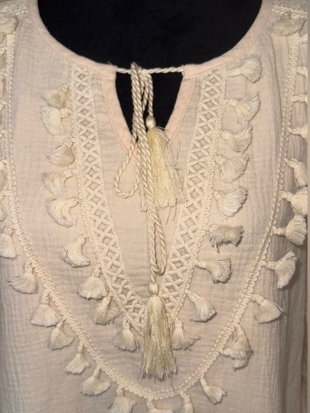 Umgee Large NWOT Cream Boho Tunic with Tassel Detail Hippie Natural Girl (B4) - Picture 4 of 5